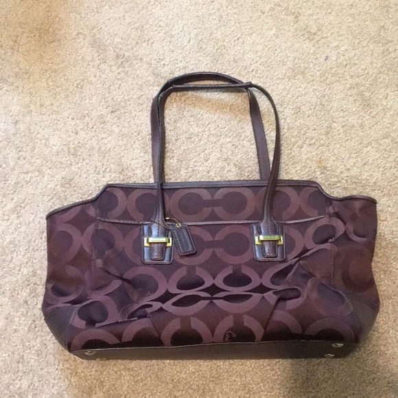 Coach Handbags - Beautiful purple coach bag